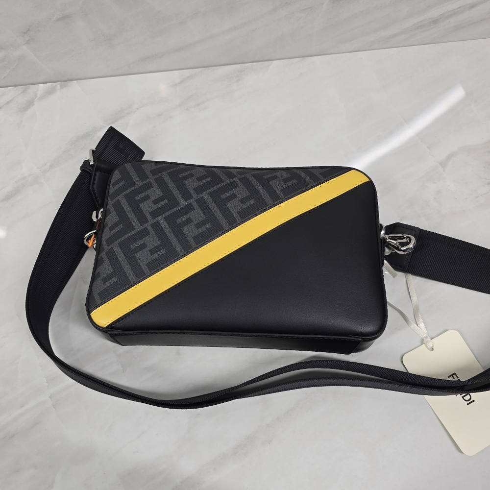 Fendi Black and Yellow Crossbody Bag - Picture 14 of 14